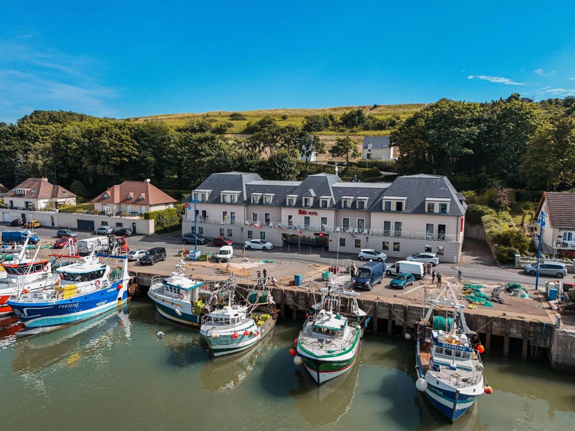 Hotel ibis Bayeux Port En Bessin Extérieur photo